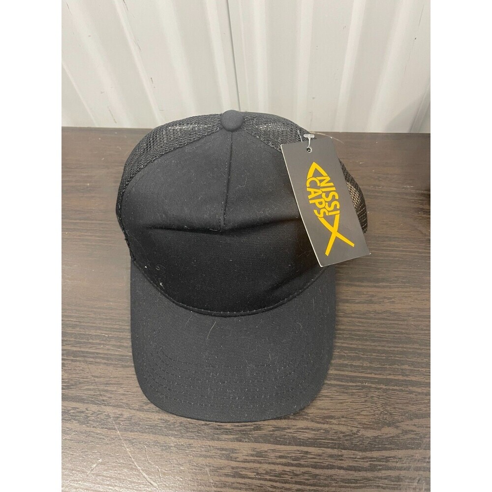 Nissi Caps black